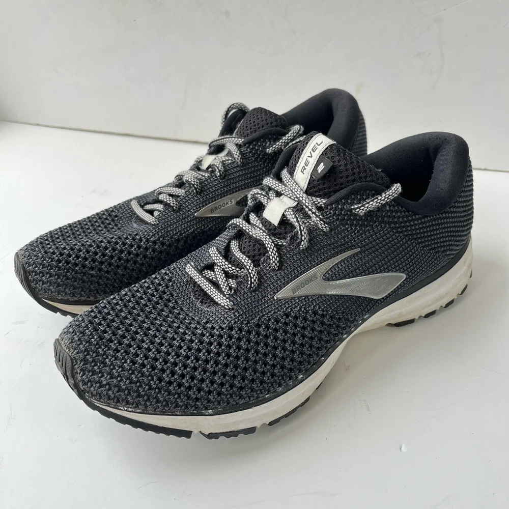 Brooks Reveal 2 Black Gray Athletic Running Sneakers Size 9.5
